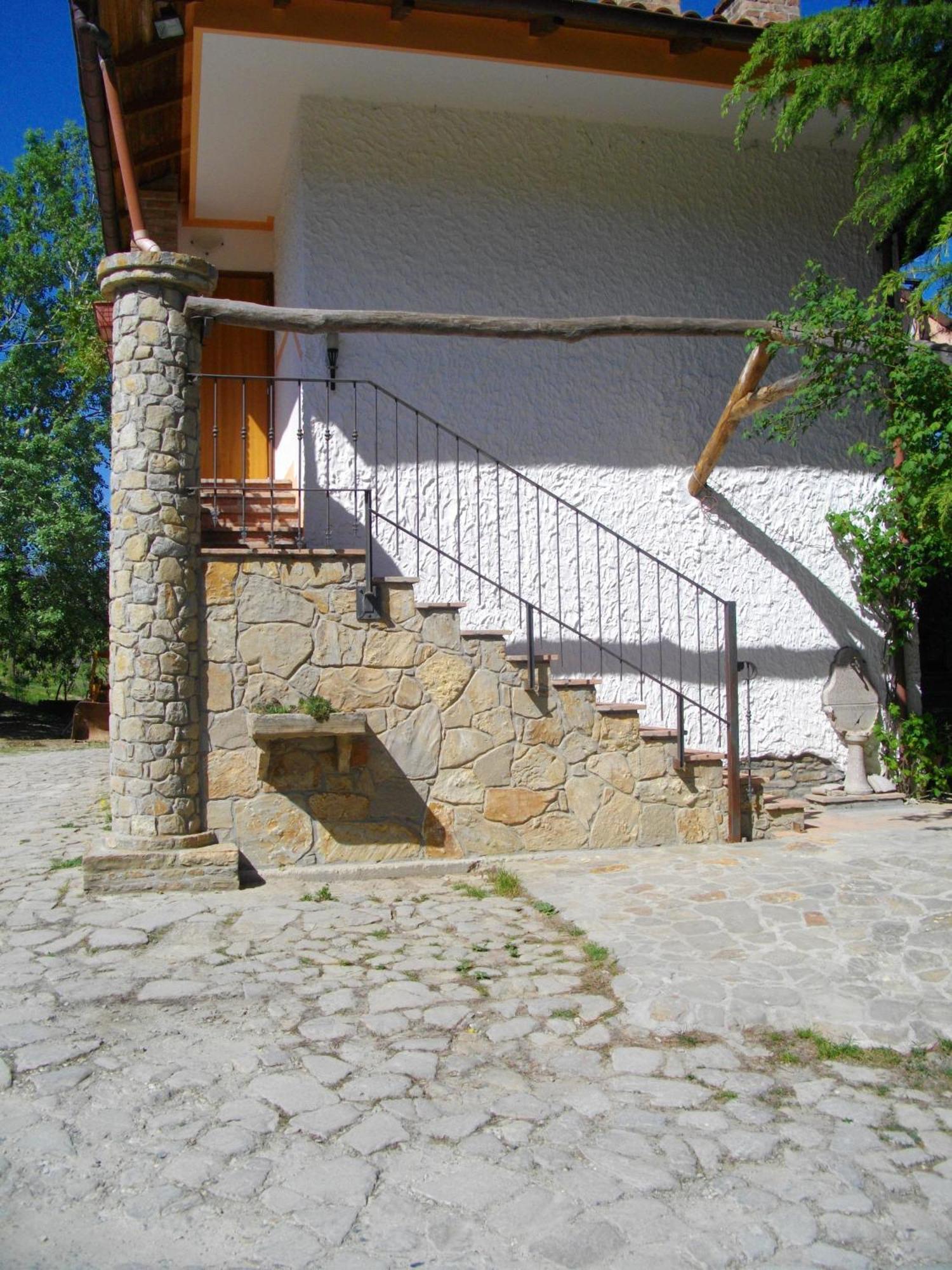 La Martinella Villa Canelli Exterior photo